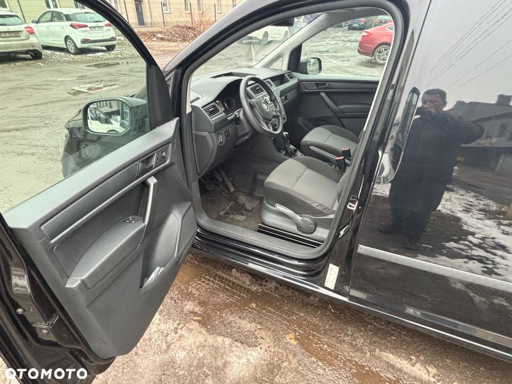 Volkswagen Caddy - 9