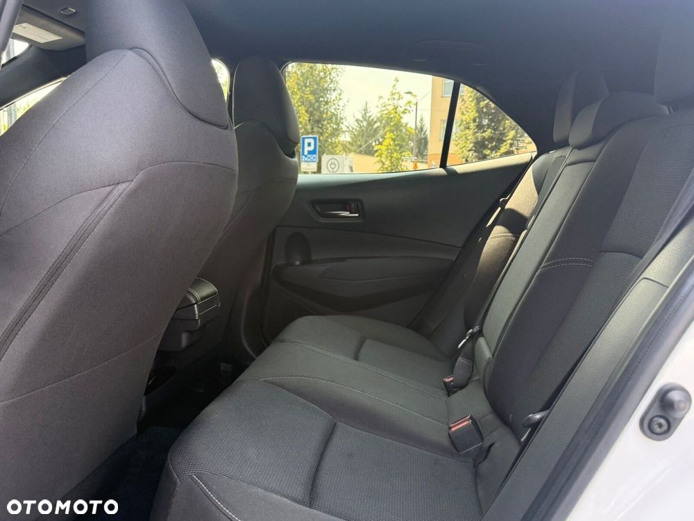 Toyota Corolla - 16