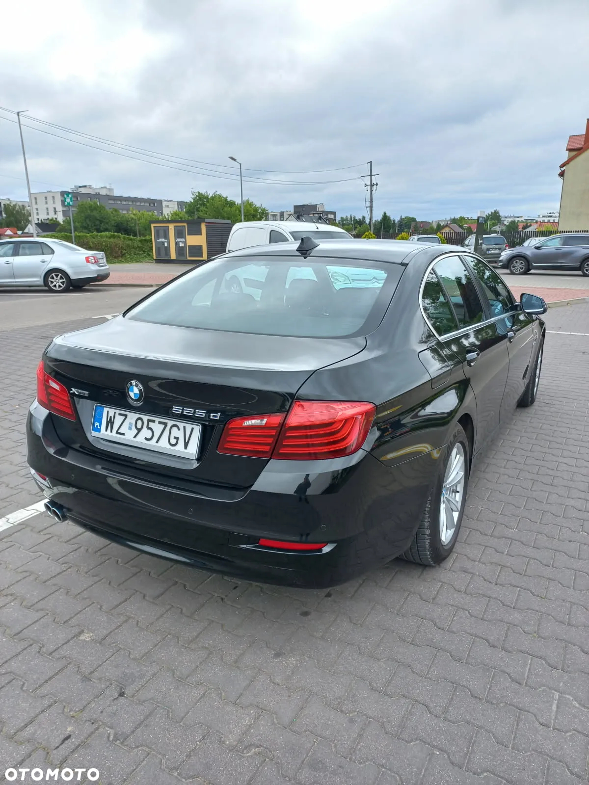 BMW Seria 5 525d xDrive - 8