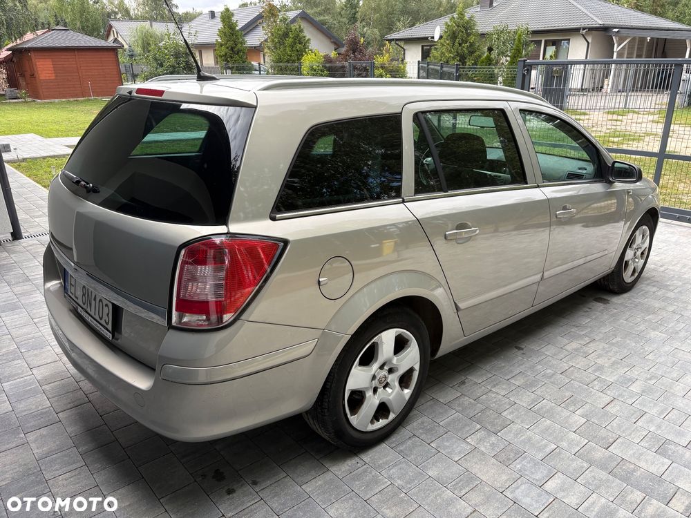 Opel Astra 1.6 Essentia EasyTronic - 13