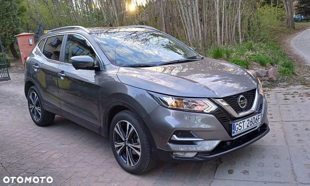 Nissan Qashqai 1.3 DIG-T N-WAY - 2