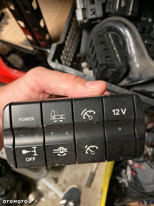 Przycisk do Panelu Actros 9435400146