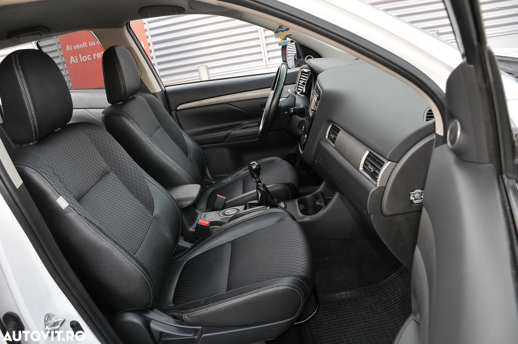 Mitsubishi Outlander 2.2 DI-D 4WD Intense - 5
