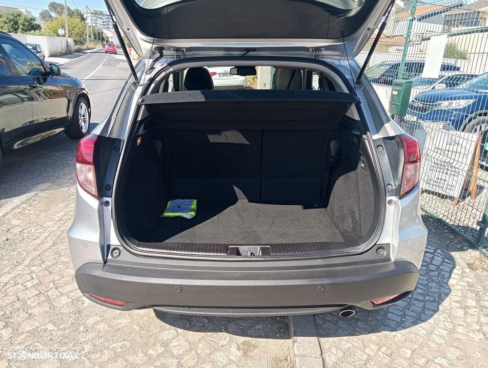 Honda HR-V 1.5 i-VTEC Elegance +C.Navi CVT - 21