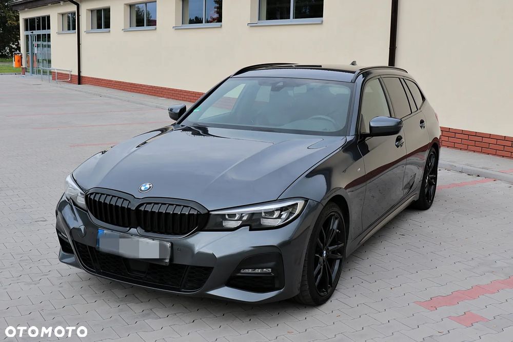BMW Seria 3 320d Touring M Sport - 9