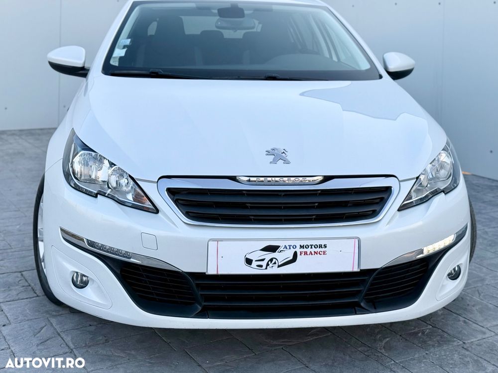 Peugeot 308 1.2 L PureTech Turbo Active - 15