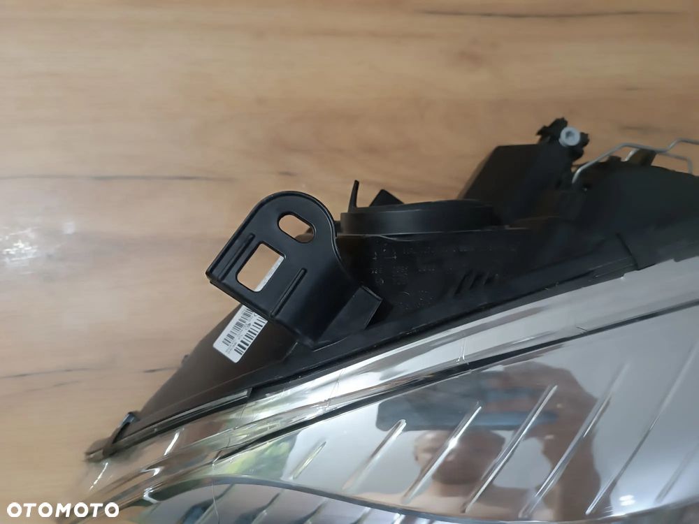 Nowa Lampa Przednia Lewa Renault Megane III - 4