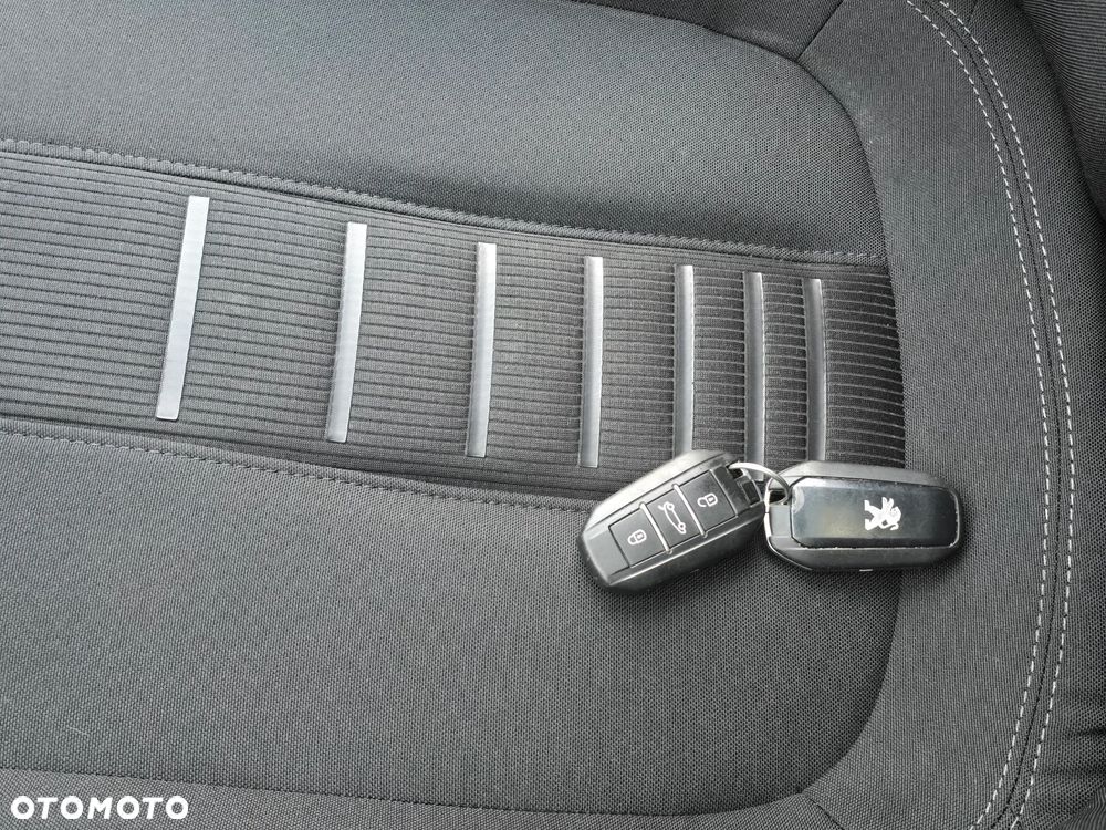 Peugeot 308 1.6 THP Active - 34