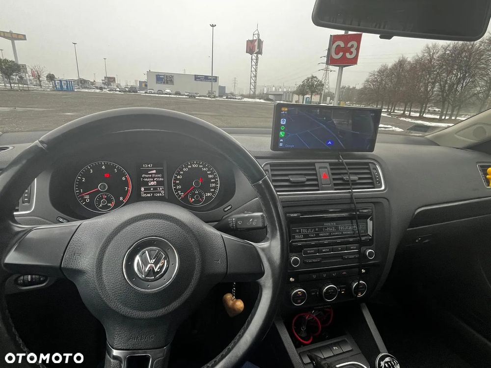 Volkswagen Jetta 1.2 TSI Comfortline - 13