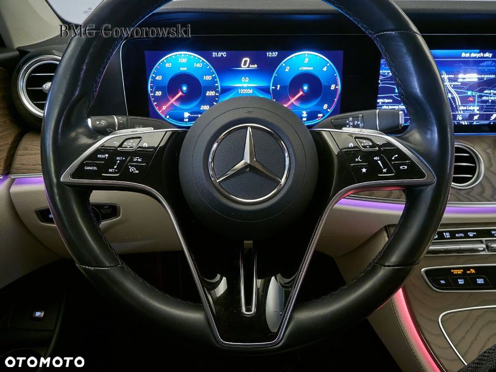 Mercedes-Benz Klasa E 220 d 4-Matic AMG/Avantgarde - 17