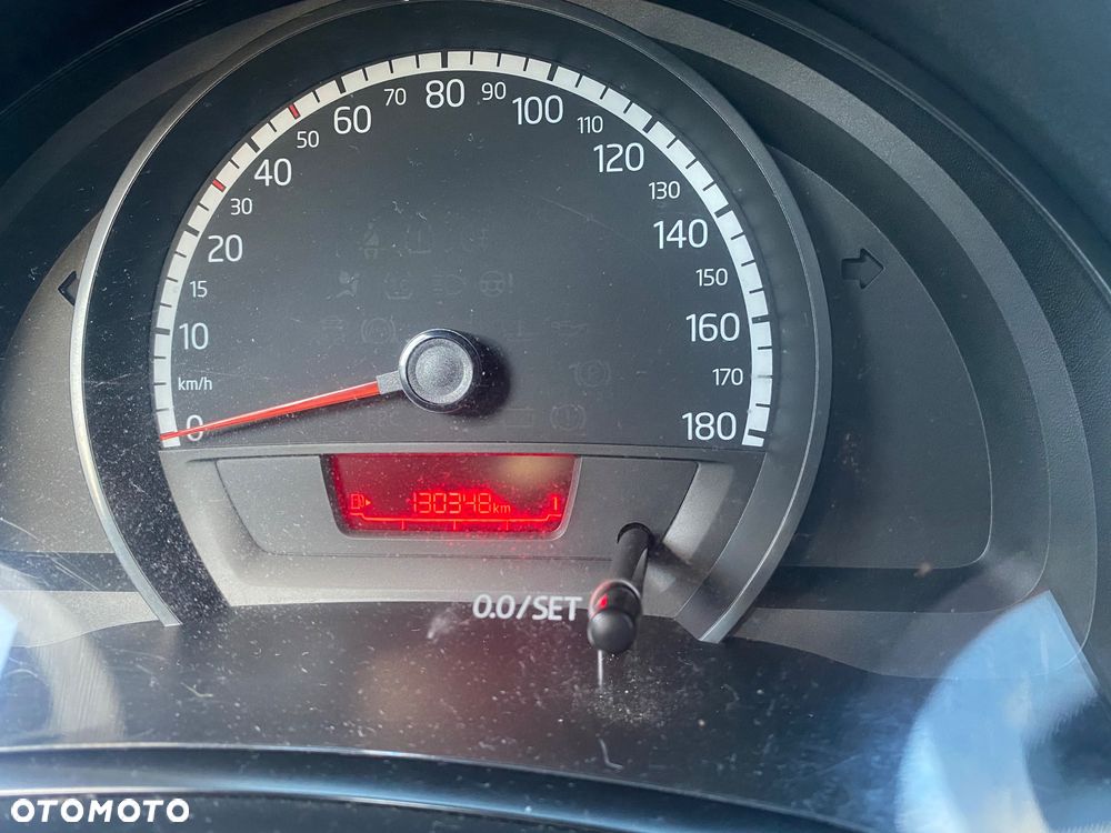 Volkswagen up! - 9