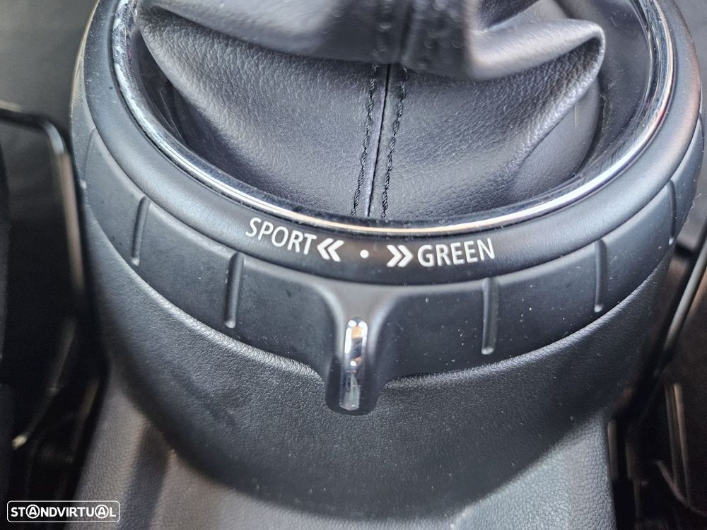 MINI 3 Portas One D - 33