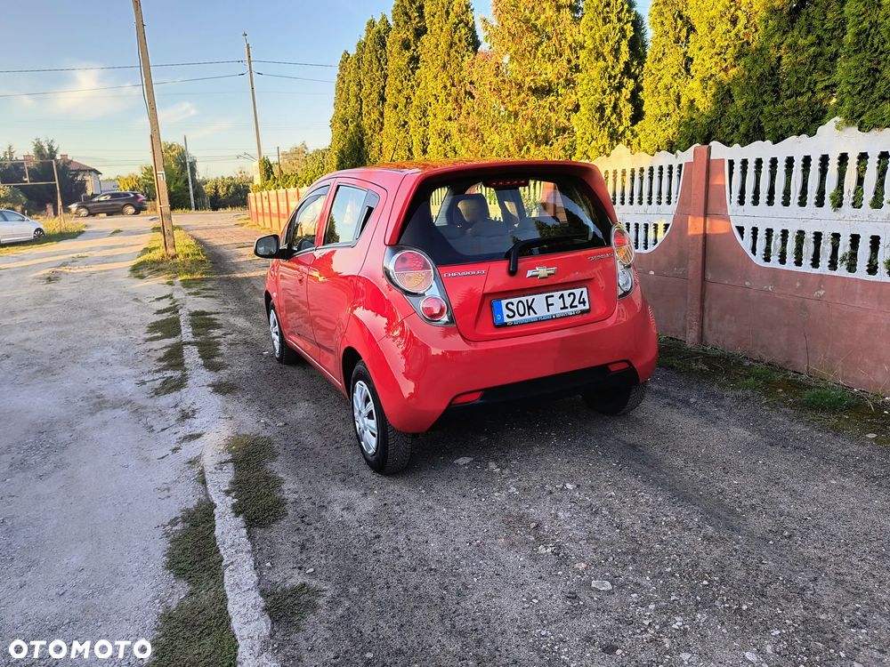 Chevrolet Spark 1.0 LS - 25