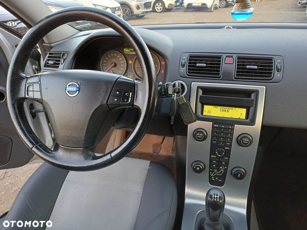 Volvo C30 1.6D DRIVe Momentum - 17