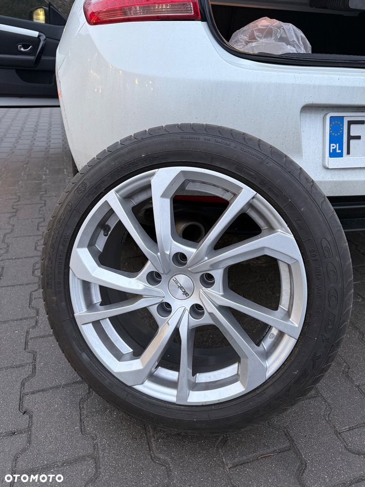 Renault Laguna 2.0 dCi Monaco GP ESM - 18