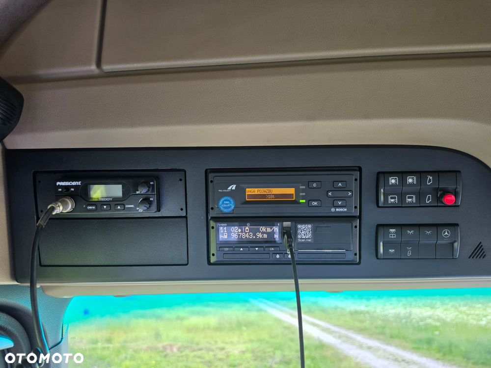 Mercedes-Benz Actros - 5