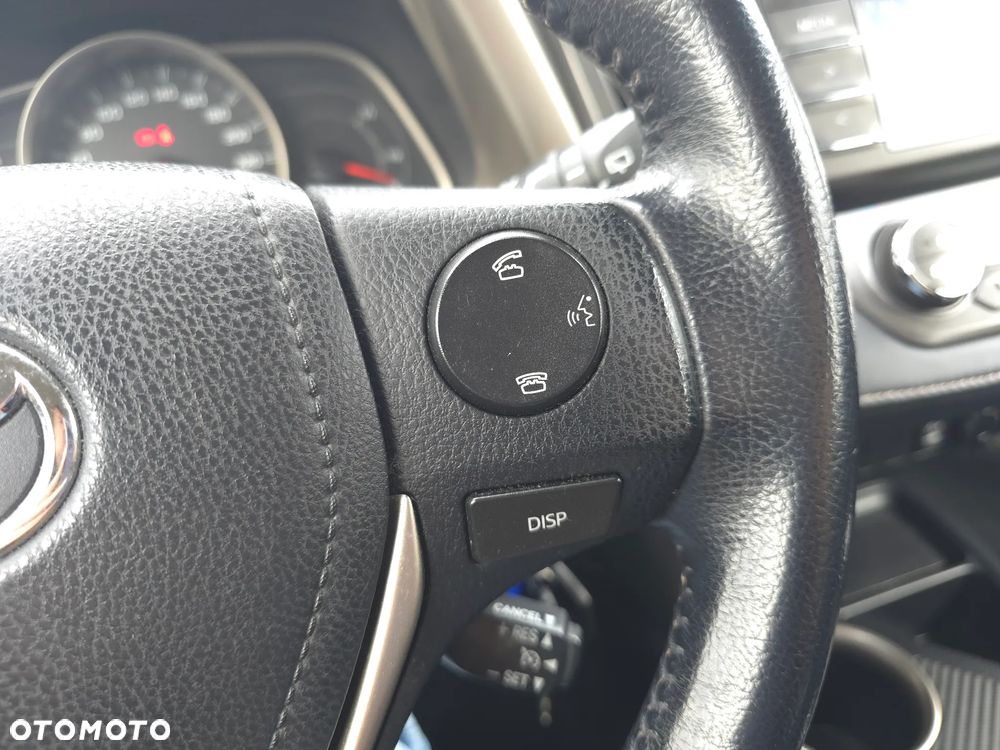 Toyota RAV4 2.0 D-4D Premium - 23