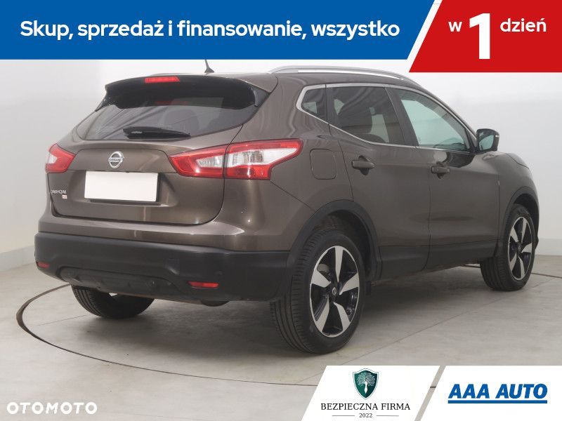 Nissan Qashqai - 7