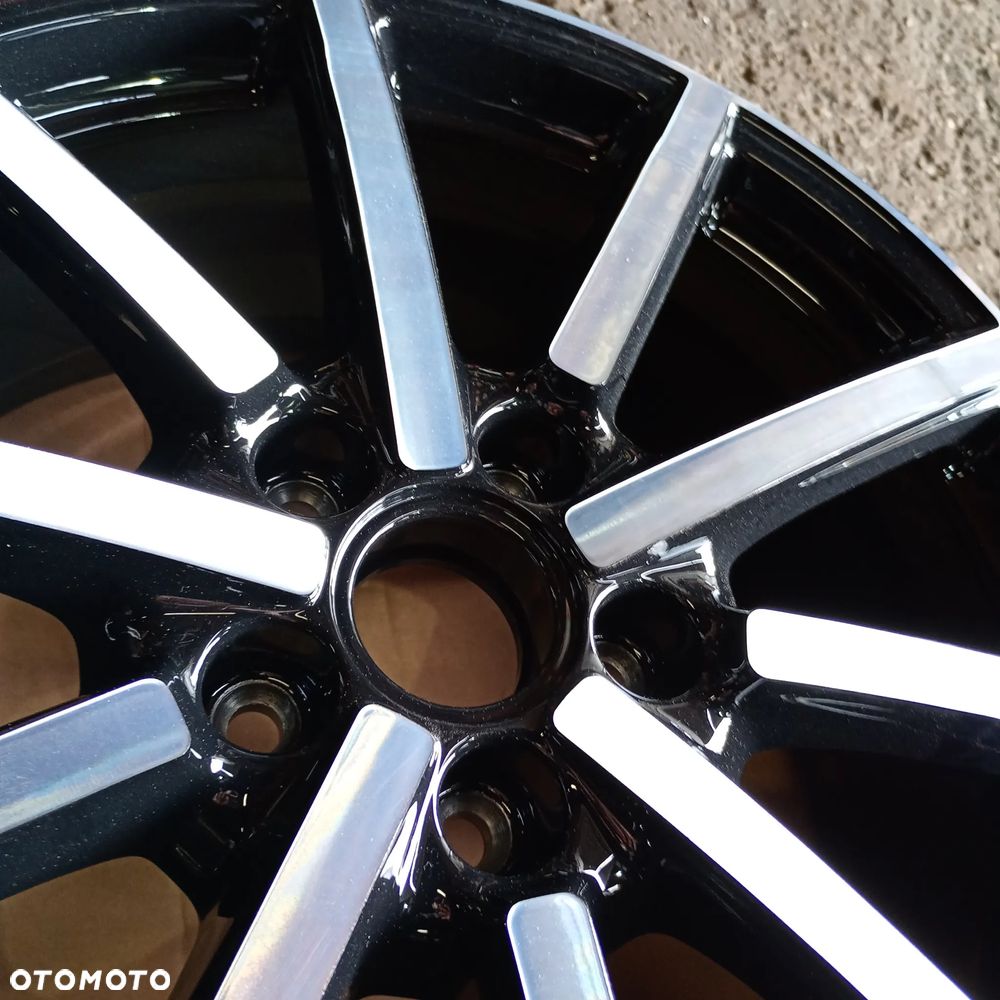 Felgi Audi A3 8V 18" - 8