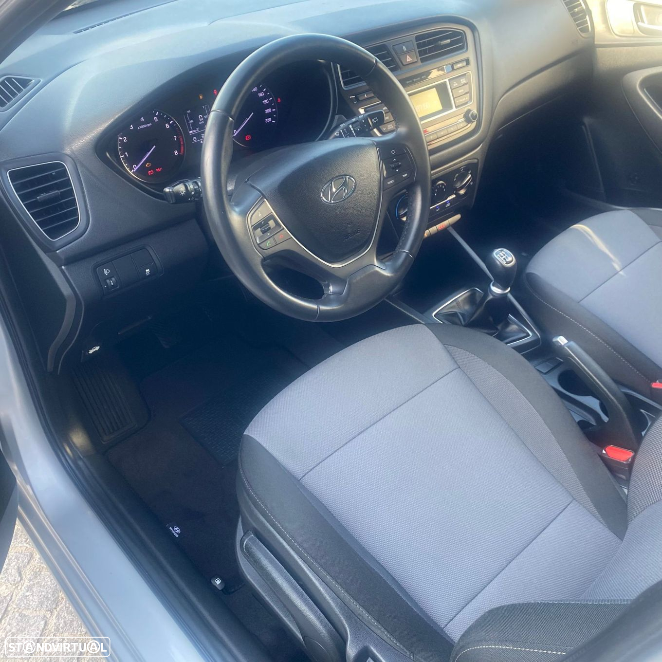 Hyundai i20 1.2 Blue Access+Bluetooth - 17