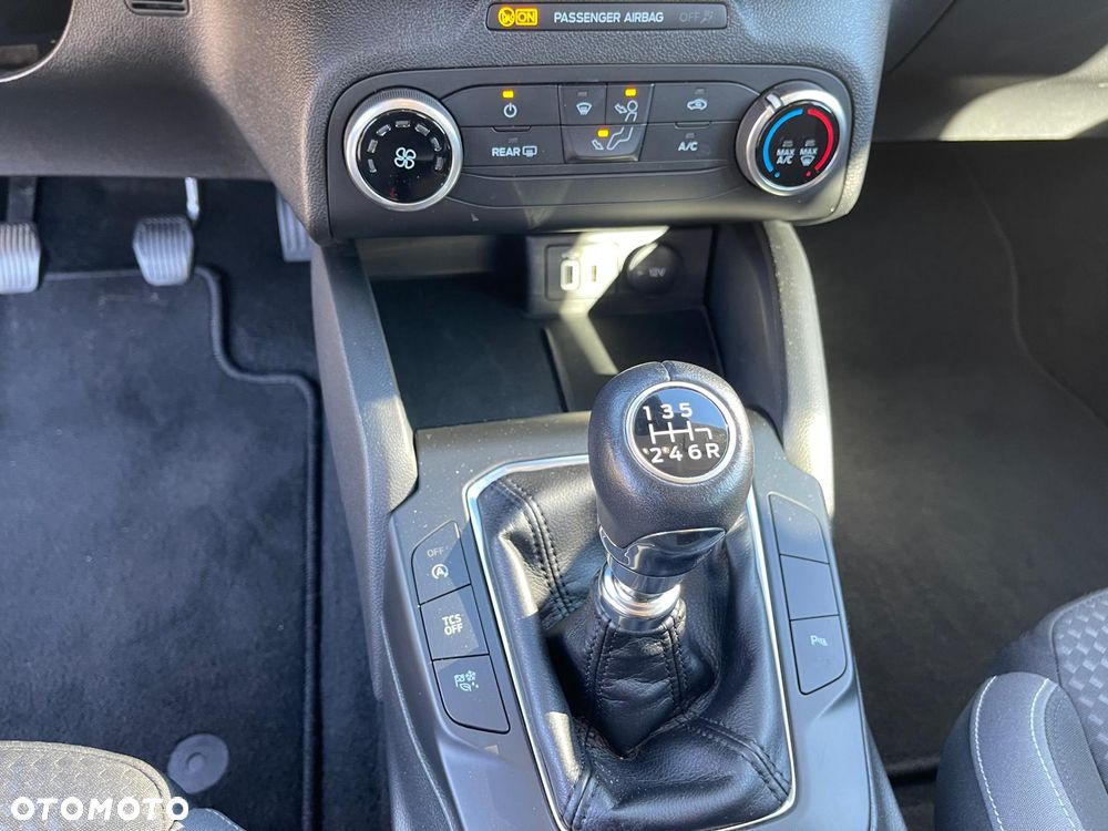 Ford Focus - 20