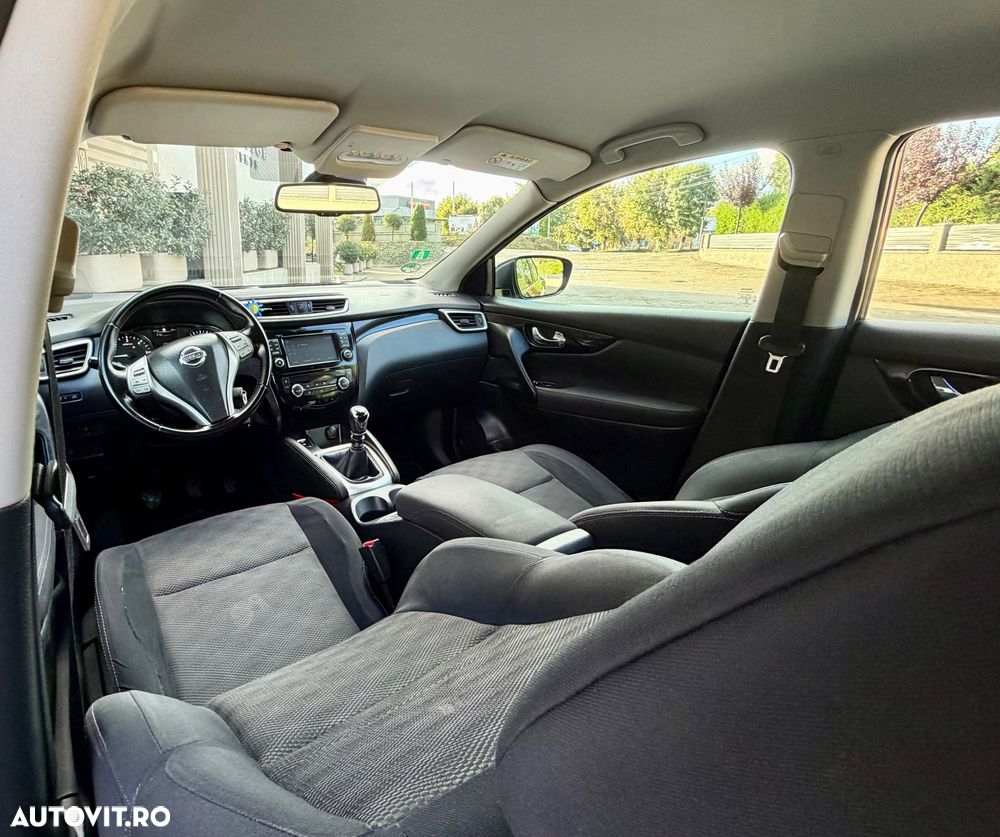 Nissan Qashqai 1.6 DCI TEKNA - 9