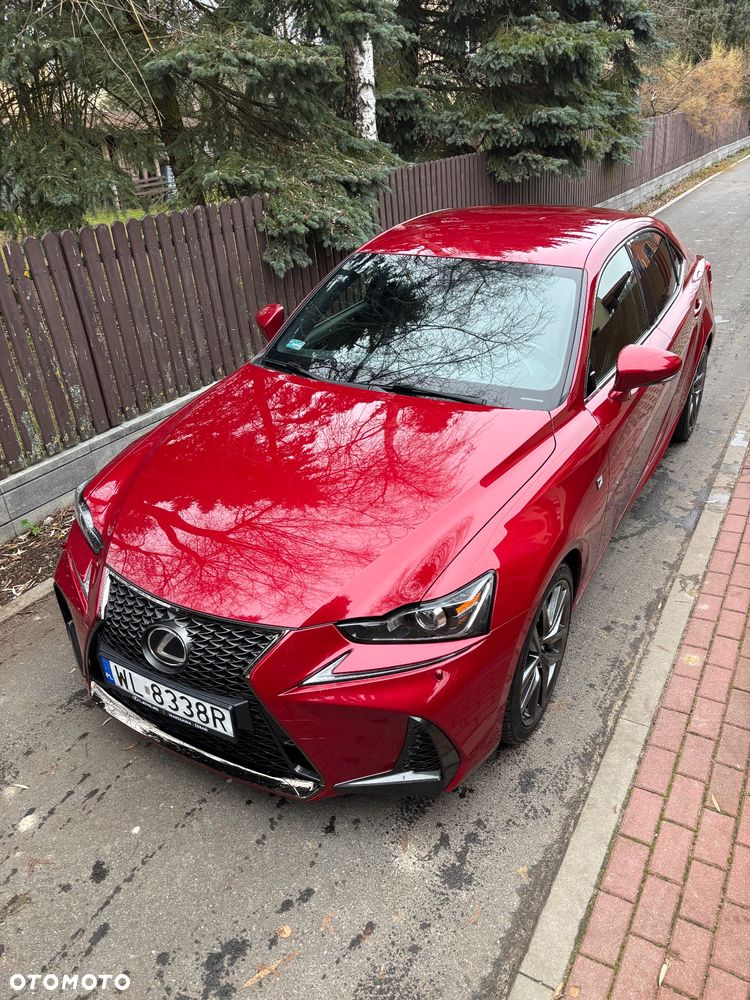 Lexus IS 200t / 300 F Sport - 14
