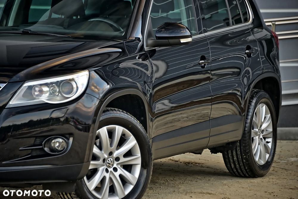 Volkswagen Tiguan - 11
