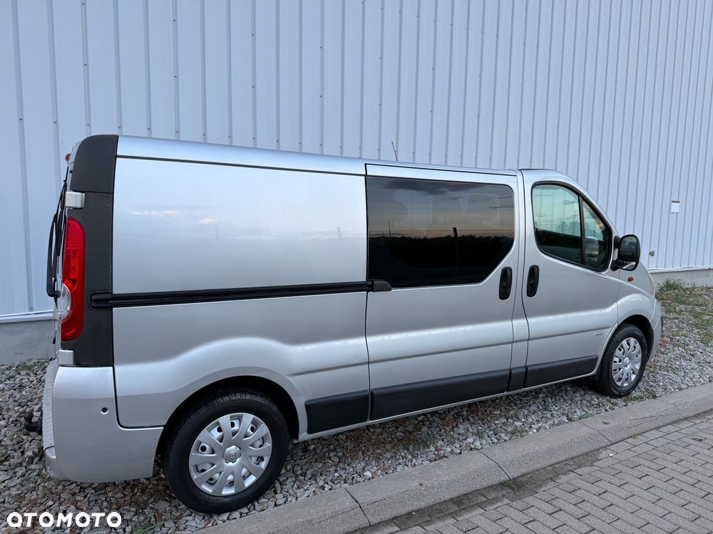 Opel Vivaro - 13
