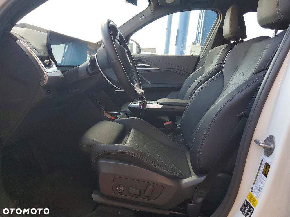 BMW X1 xDrive25i GPF Sport Line - 8