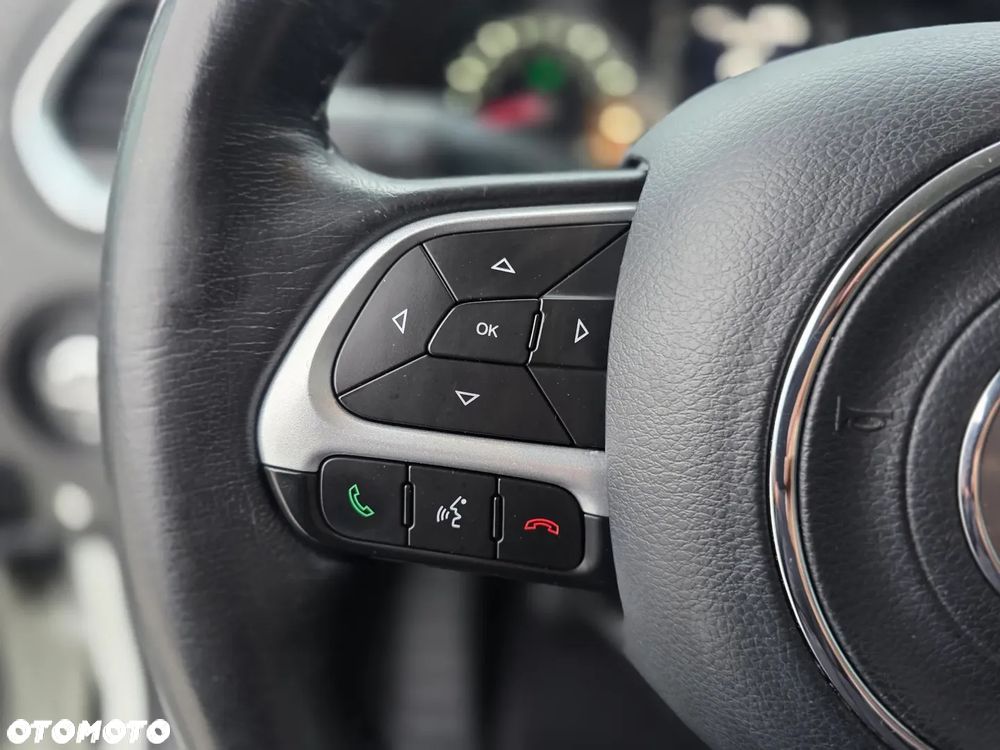 Jeep Renegade 1.6 E-TorQ Longitude FWD - 27