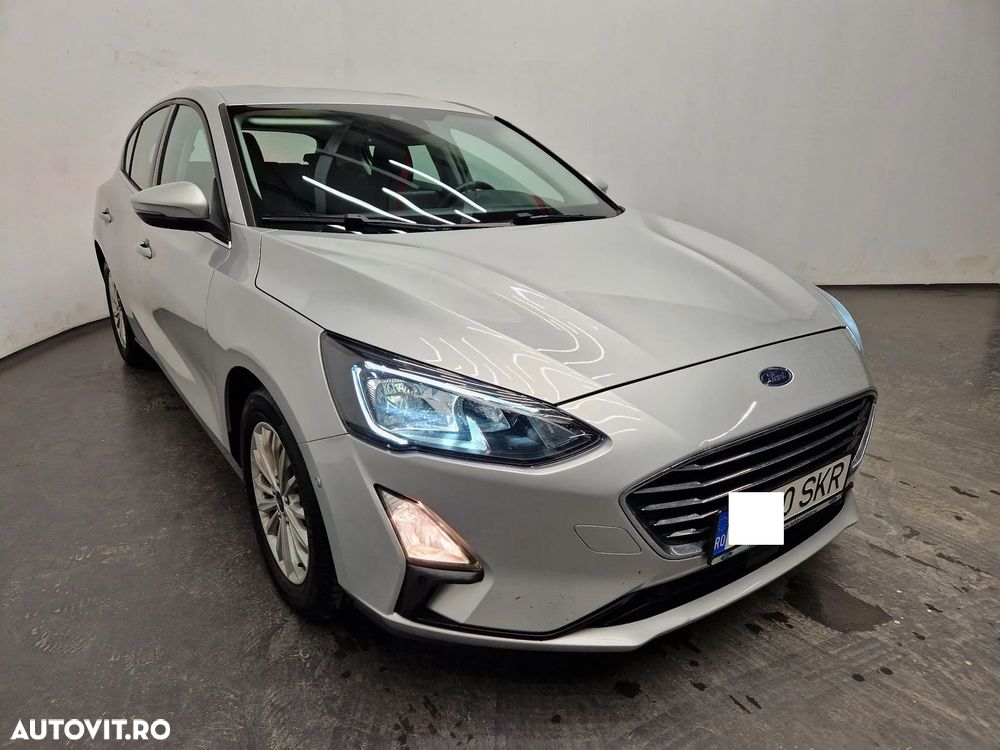 Ford Focus 1.0 EcoBoost Titanium - 12