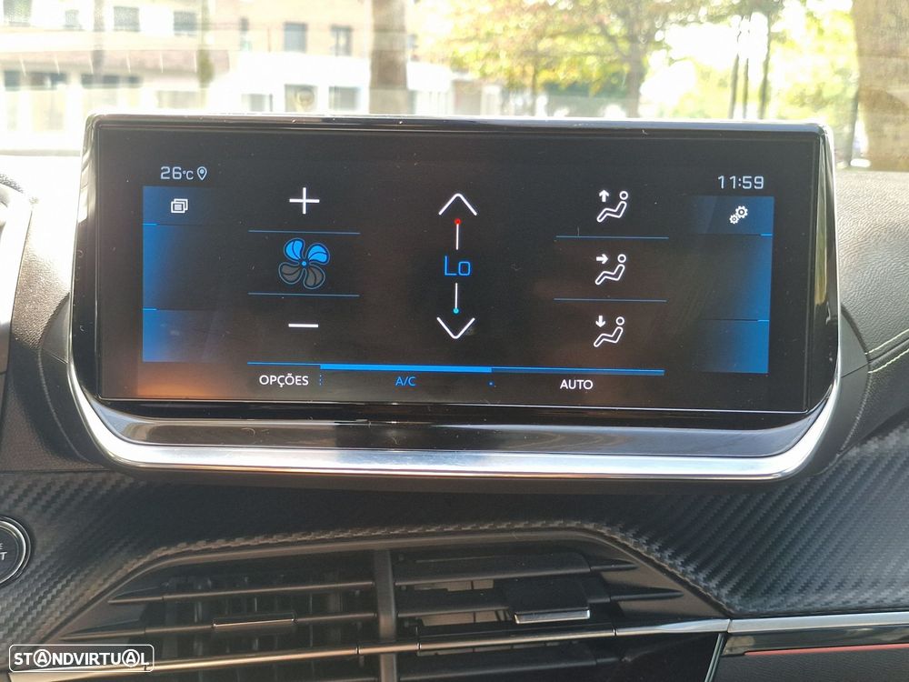 Peugeot 2008 1.2 PureTech GT - 42
