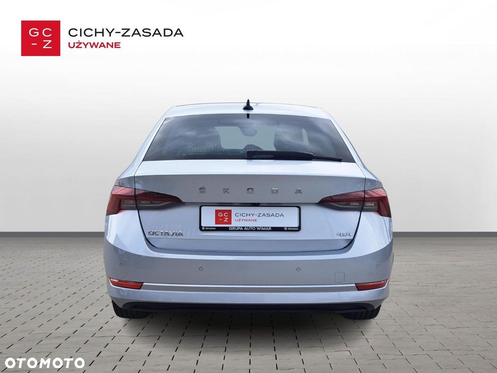 Skoda Octavia 2.0 TDI 4x4 Style DSG - 4