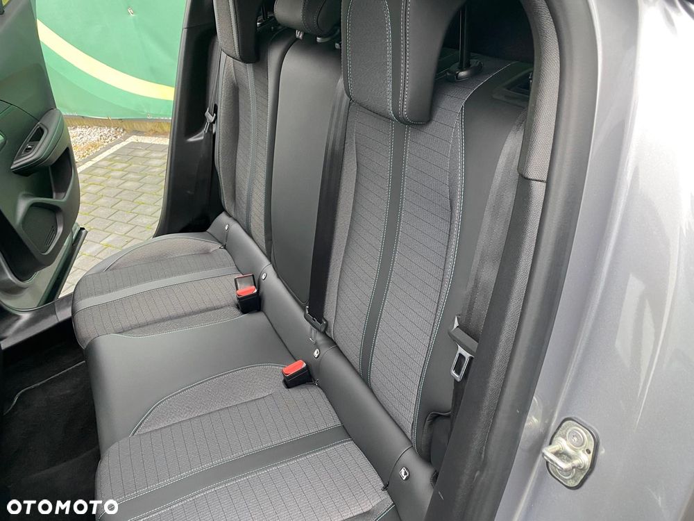 Peugeot 2008 BlueHDi 110 Allure - 10