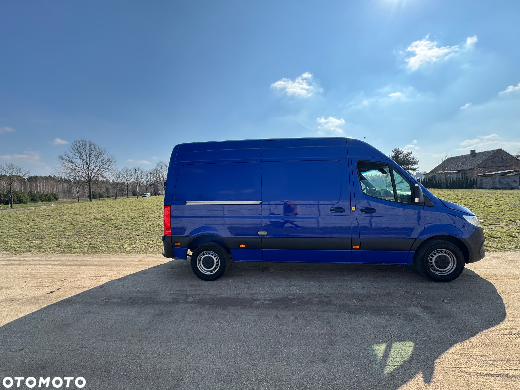 Mercedes-Benz Sprinter - 16