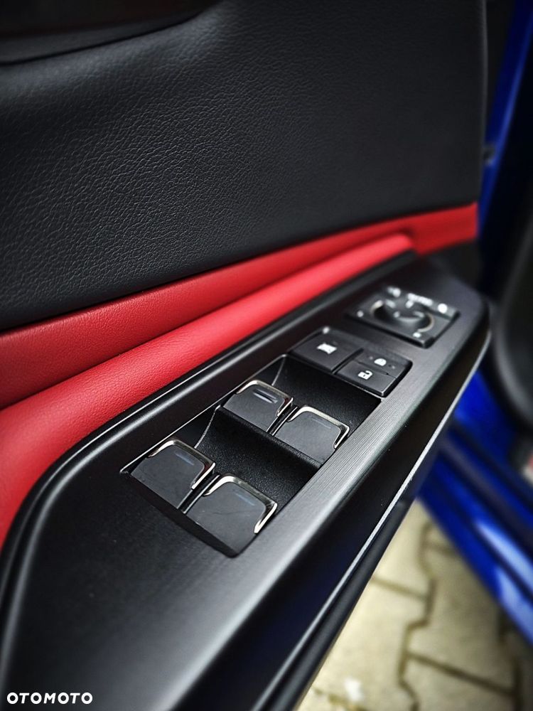 Lexus ES 300h F Sport Edition - 20