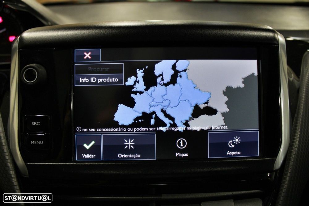Peugeot 2008 1.2 PureTech Style EAT6 - 31