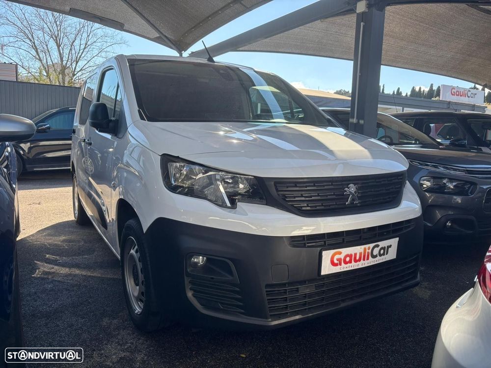 Peugeot Partner Outro - 1