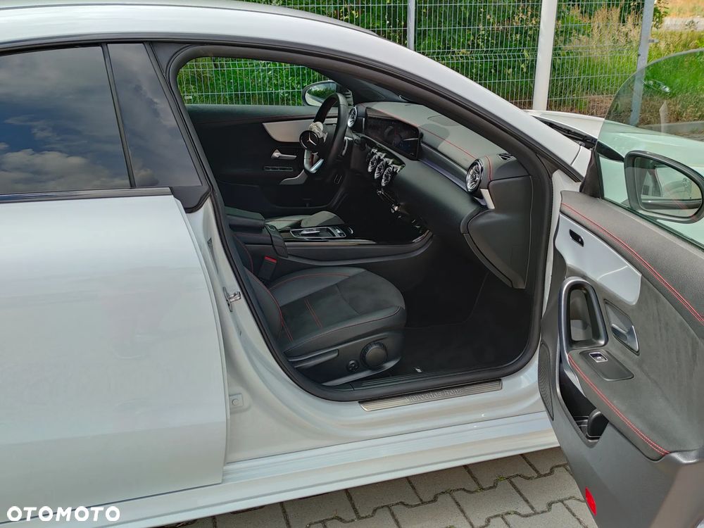 Mercedes-Benz CLA 200 mHEV AMG Line 7G-DCT - 6