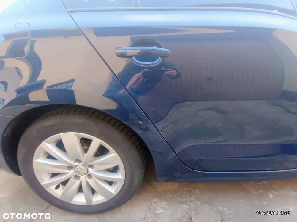 Volkswagen Jetta 1.8T SE - 9