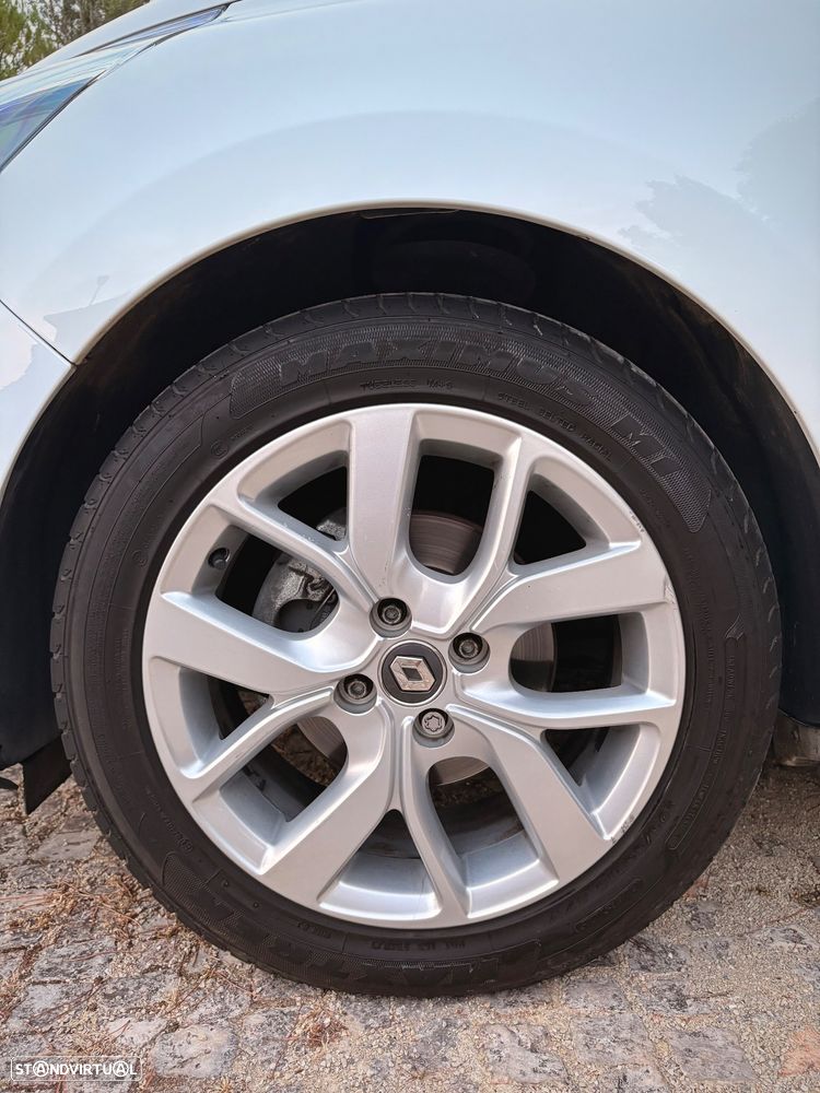 Renault Clio - 15