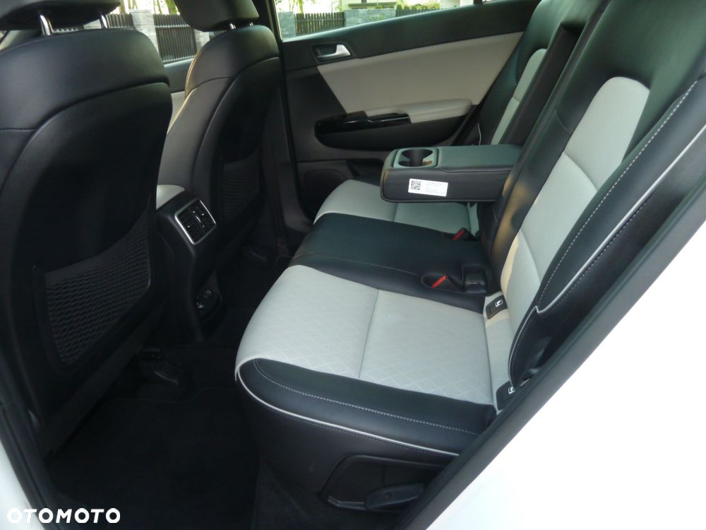 Kia Sportage 1.6 T-GDI AWD DCT GT LINE - 14