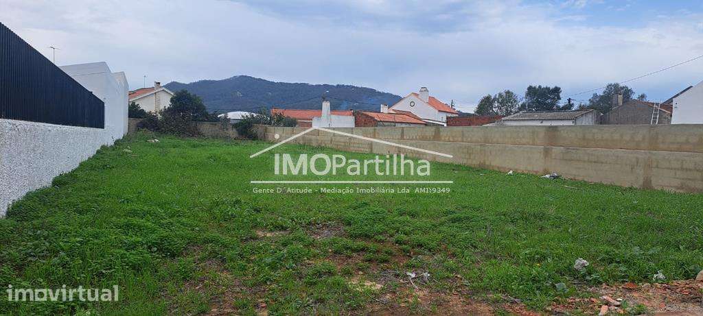 Terreno
Abrunheira - Grande imagem: 2/3