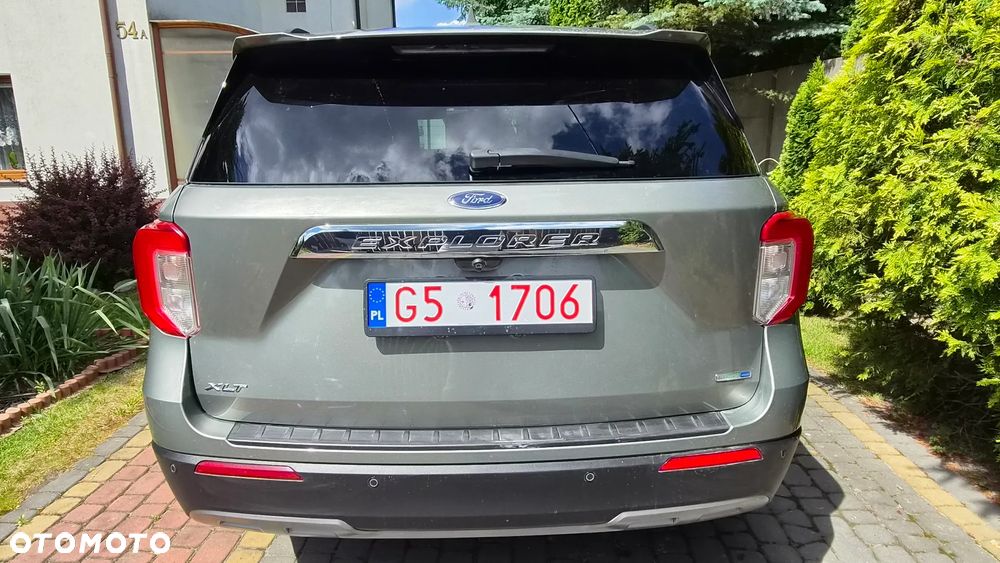 Ford Explorer - 5