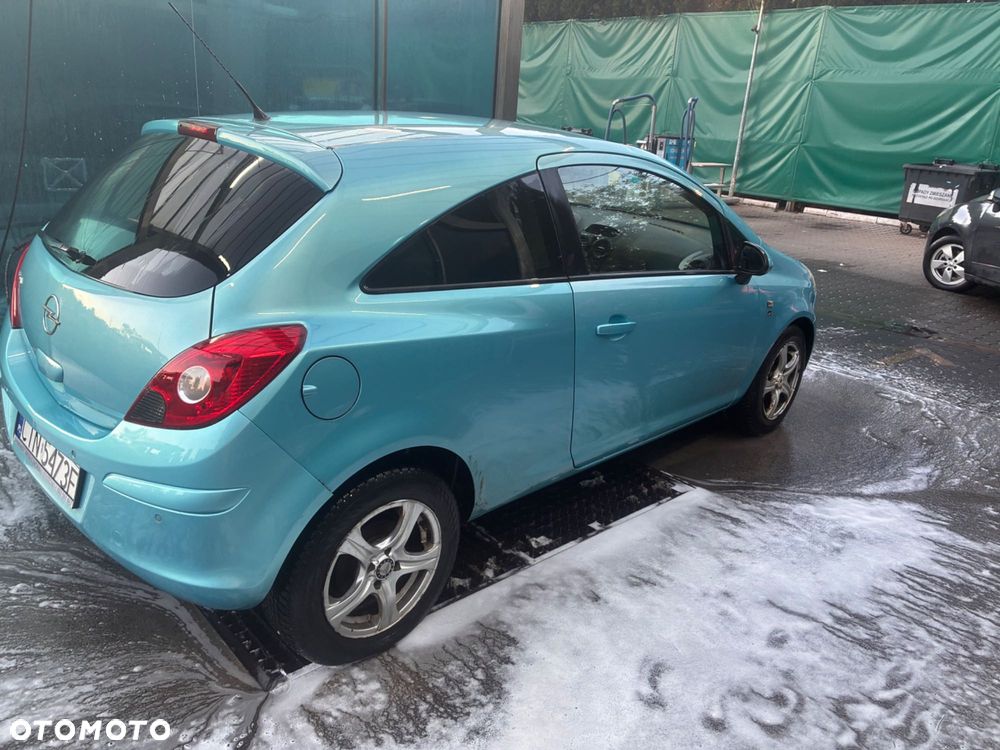 Opel Corsa - 2