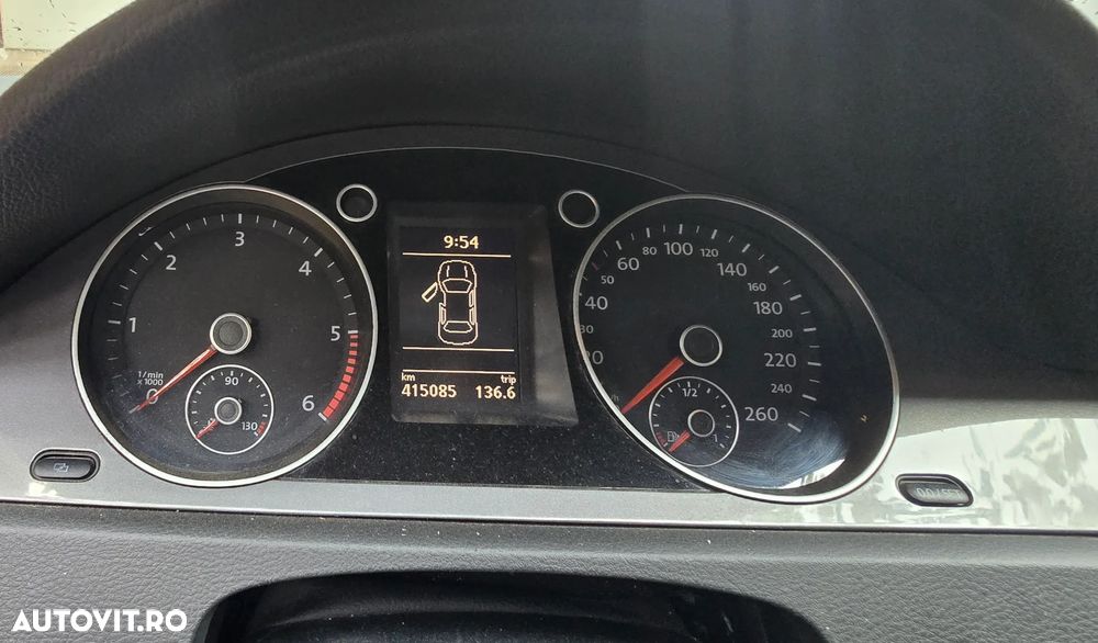 Volkswagen Passat Variant 2.0 TDI Comfortline - 4