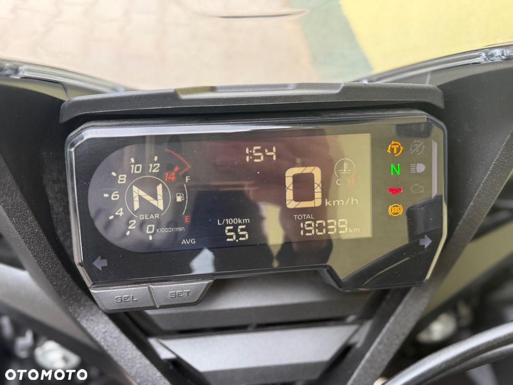 Honda CBR - 37