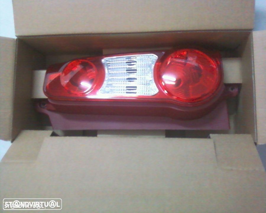 farolim stop direito Peugeot Partner 2008-2011(NOVO) - 1