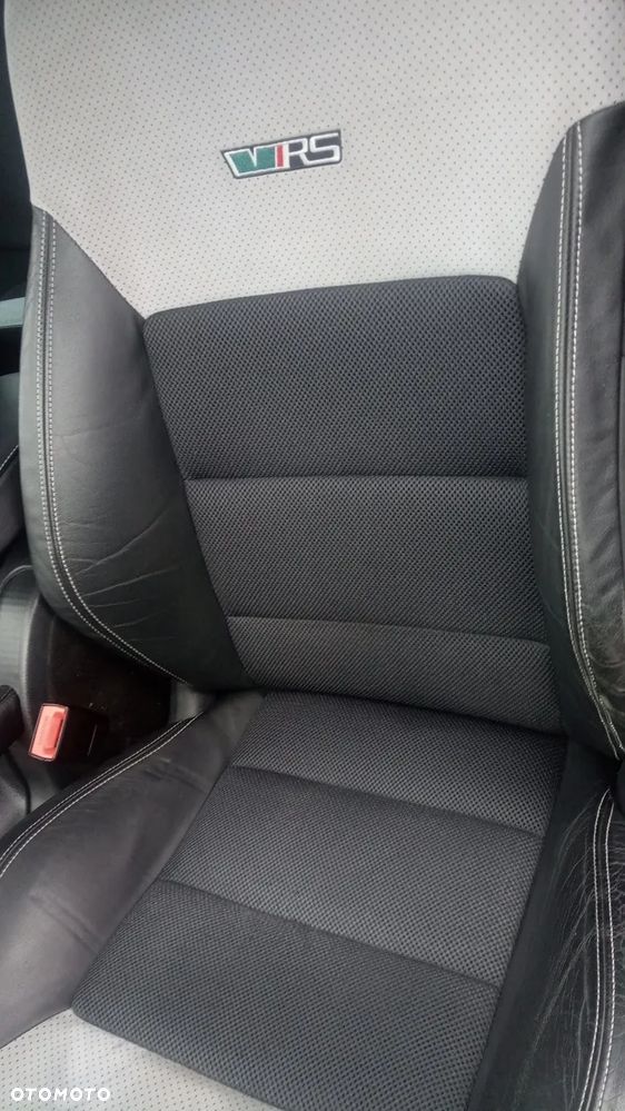Skoda Octavia Combi 2.0 TDI CR DPF RS - 22